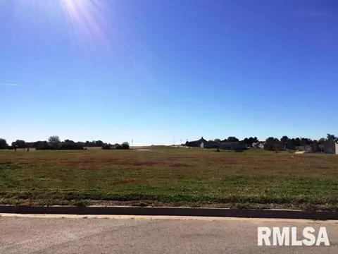 201 Logsdon Ct, Eureka, IL 61530 photo 1