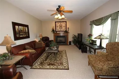 11524 N Bristol Dr, Dunlap, IL 61525 photo 8