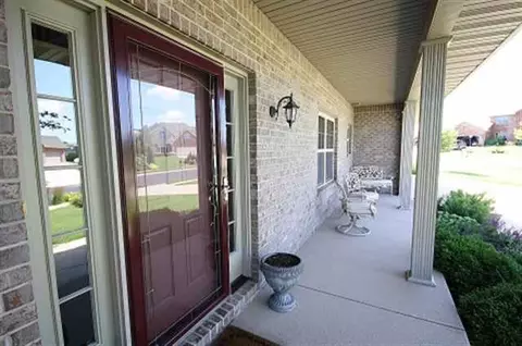 11524 N Bristol Dr, Dunlap, IL 61525 photo 2