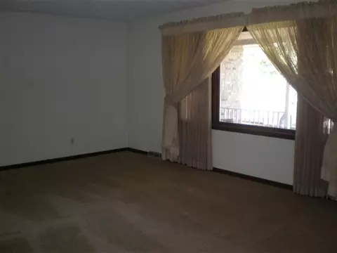 524 E Pine St, Metamora, IL 61548 photo 5
