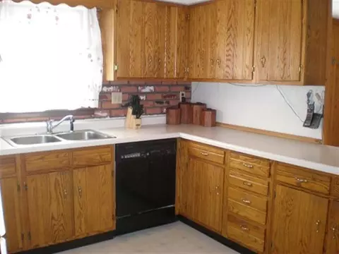 524 E Pine St, Metamora, IL 61548 photo 7