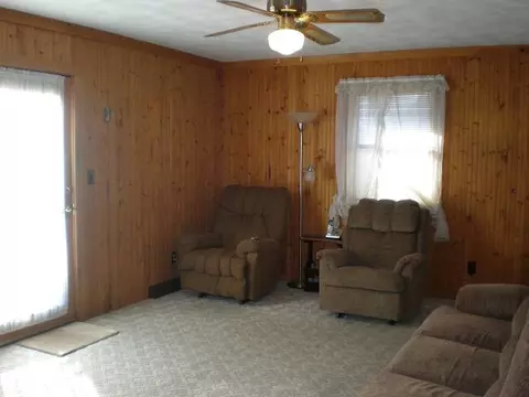 524 E Pine St, Metamora, IL 61548 photo 10