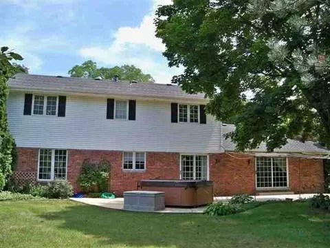 35 Cherry Ln, Morton, IL 61550 photo 15