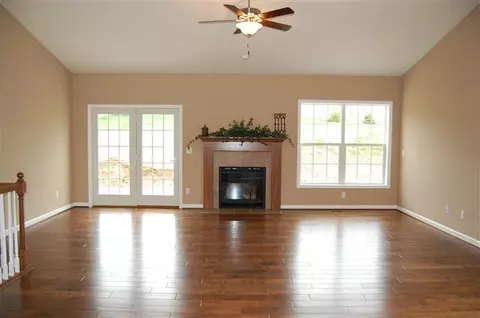129 Hillside Ct, Dunlap, IL 61525 photo 2