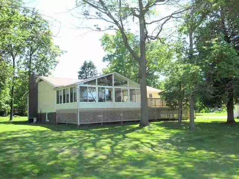 536 Oak St, Metamora, IL 61548 photo 5