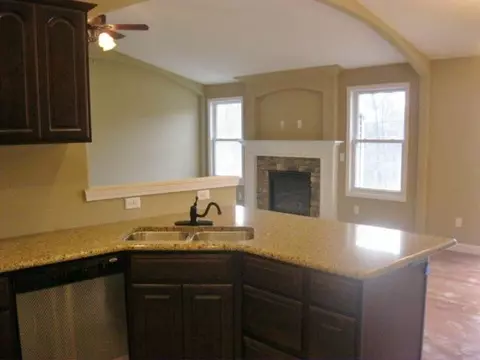 9502 W Lake Camelot Dr, Mapleton, IL 61547 photo 3