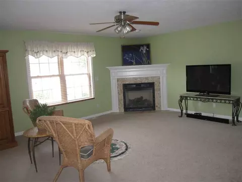 10919 N Parkview Pointe, Dunlap, IL 61525 photo 4