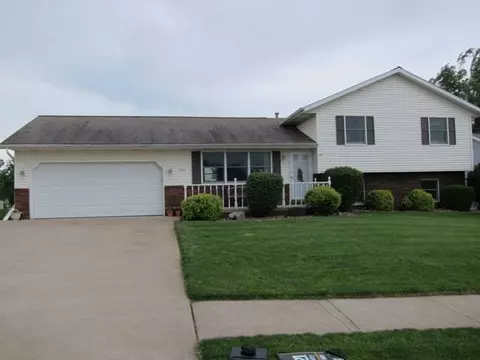 2106 Mitchell, Eureka, IL 61530 photo 1