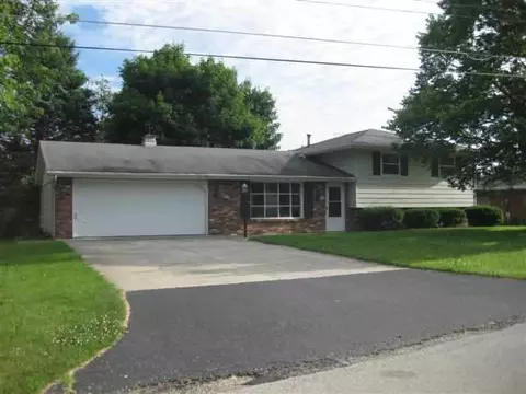 110 Highview Dr, Eureka, IL 61530 photo 1