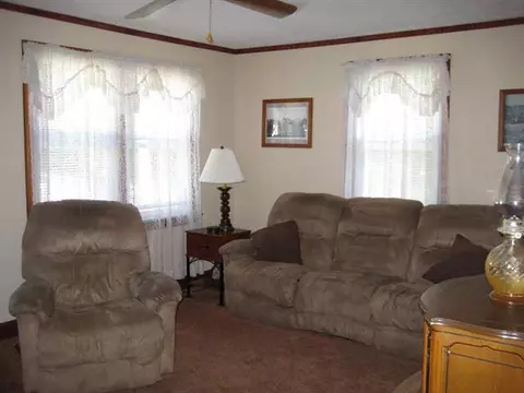 1014 Timberlane, Eureka, IL 61530 photo 5