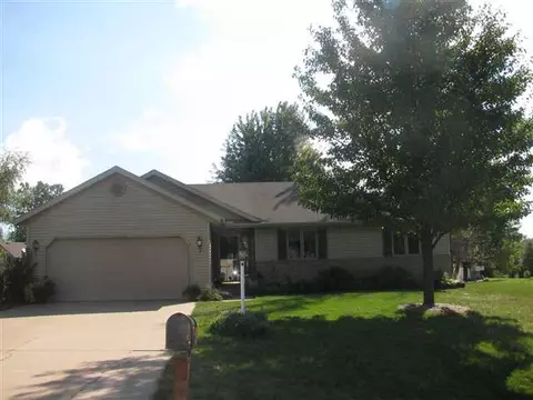 4628 S Queen Aleta Ct, Mapleton, IL 61547 photo 1