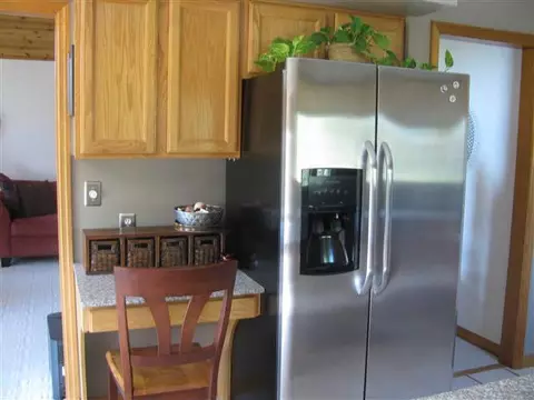 4628 S Queen Aleta Ct, Mapleton, IL 61547 photo 4