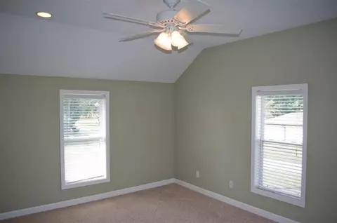 302 State St, Castleton, IL 61426 photo 9