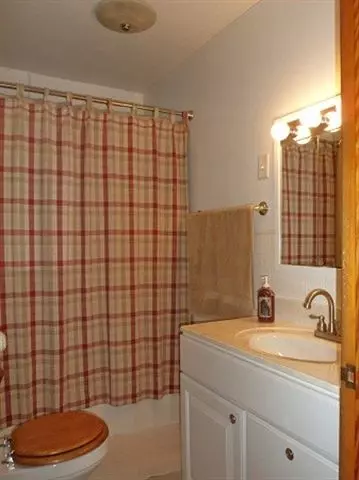313 Barbara Rd, Pekin, IL 61554 photo 10