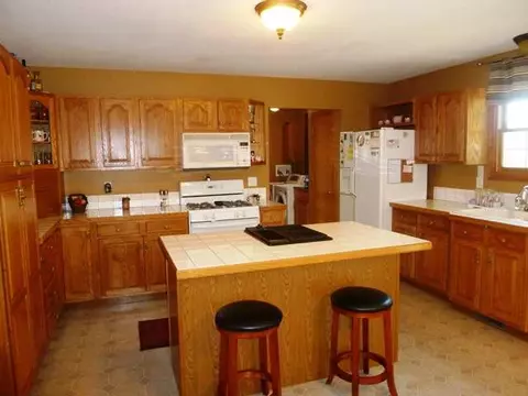 4013 S Fauser Ln, Mapleton, IL 61547 photo 3