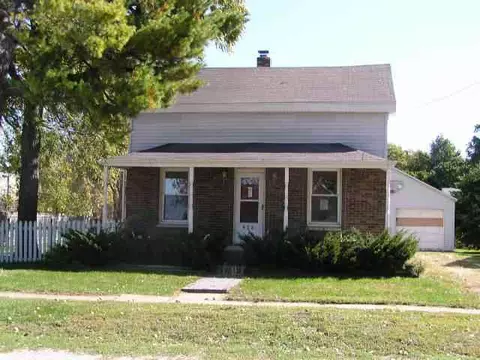 422 N Hanover St, Metamora, IL 61548 photo 1