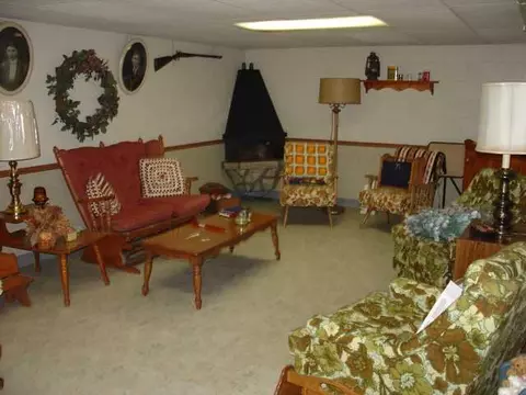 523 E Robinson, Goodfield, IL 61742 photo 10
