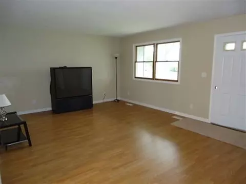 901 Cedar Ct, Eureka, IL 61530 photo 6