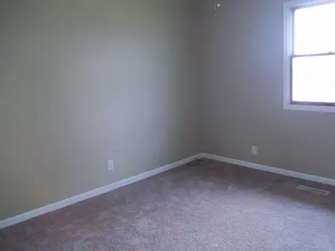 901 Cedar Ct, Eureka, IL 61530 photo 8
