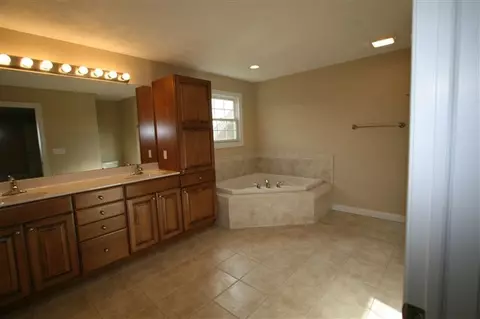 414 Westminster Rd, Germantown Hills, IL 61548 photo 10