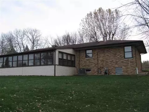 16192 E Cherokee Rd, Cuba, IL 61427 photo 3
