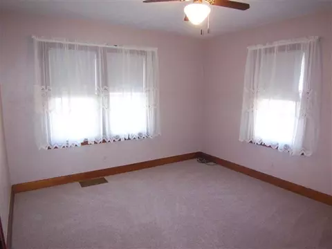 404 Jackson St, Washington, IL 61571 photo 10