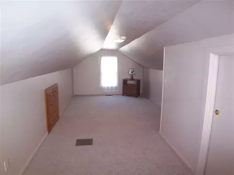 404 Jackson St, Washington, IL 61571 photo 11