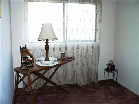 1207 E Locust, Canton, IL 61520 photo 7