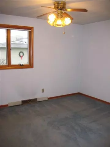 313 S Main St, Congerville, IL 61729 photo 9