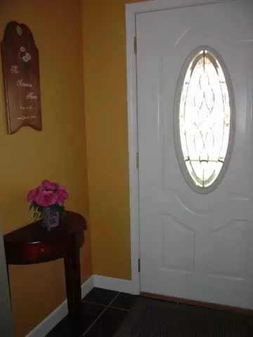 314 E Harrison, Eureka, IL 61530 photo 2