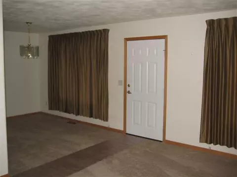 215 Easy St, Washington, IL 61571 photo 3