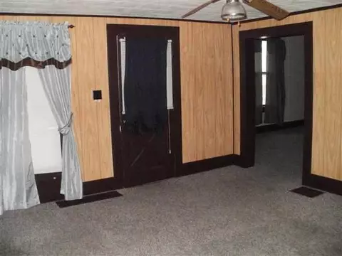 847 E Ash, Canton, IL 61520 photo 7