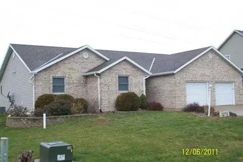 4407 S Lake Camelot Dr, Mapleton, IL 61547 photo 1