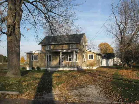 1103 Maple Ave, Minonk, IL 61760 photo 1