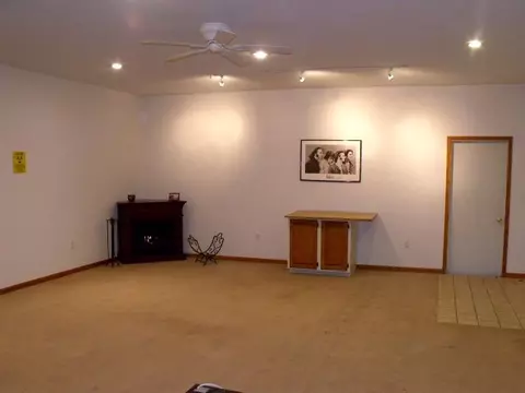 9433 W Lake Camelot Dr, Mapleton, IL 61547 photo 11