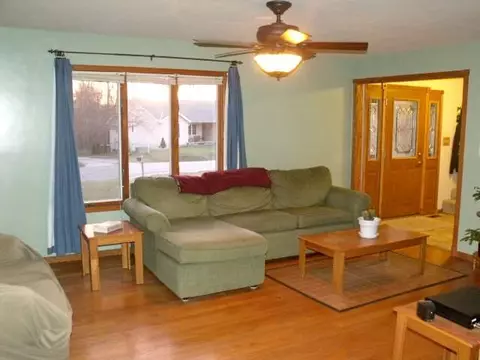 9433 W Lake Camelot Dr, Mapleton, IL 61547 photo 3