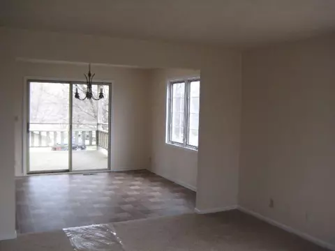 1201 Hampton Rd, Washington, IL 61571 photo 5
