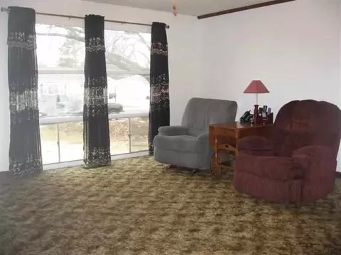401 Devonshire Rd, Washington, IL 61571 photo 6