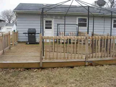 401 Devonshire Rd, Washington, IL 61571 photo 4
