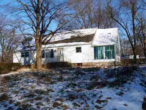 1011 S Adams, Eureka, IL 61530 photo 1