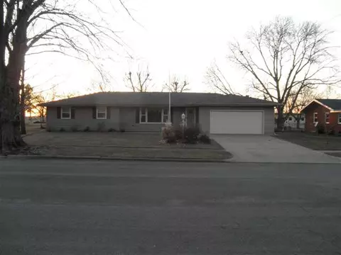 1114 Harmony Cir, Henry, IL 61537 photo 1