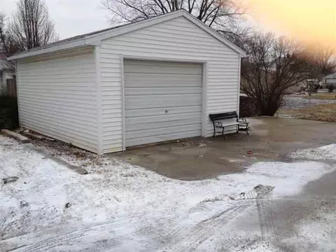 308 N 3rd, Dunlap, IL 61525 photo 9