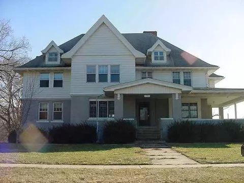 243 E Parkside, Washburn, IL 61570 photo 1