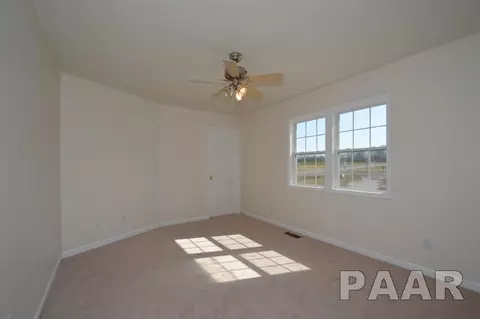500 Oak Point Rd, Metamora, IL 61548 photo 11