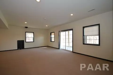 500 Oak Point Rd, Metamora, IL 61548 photo 10