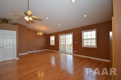 500 Oak Point Rd, Metamora, IL 61548 photo 7