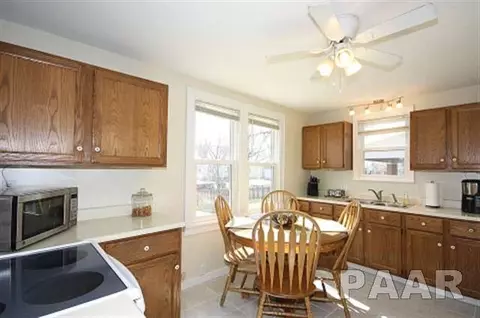 127 N Maple Ave, Morton, IL 61550 photo 4