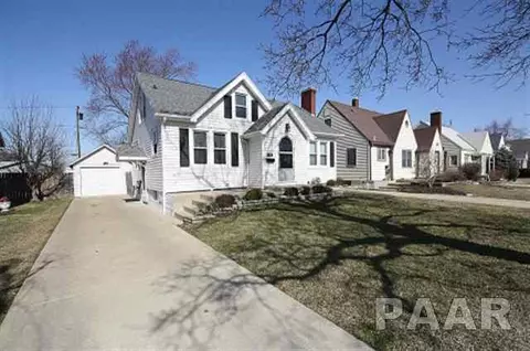 127 N Maple Ave, Morton, IL 61550 photo 2