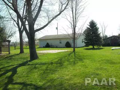 319 Dosher, Congerville, IL 61729 photo 4