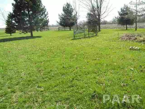 319 Dosher, Congerville, IL 61729 photo 7
